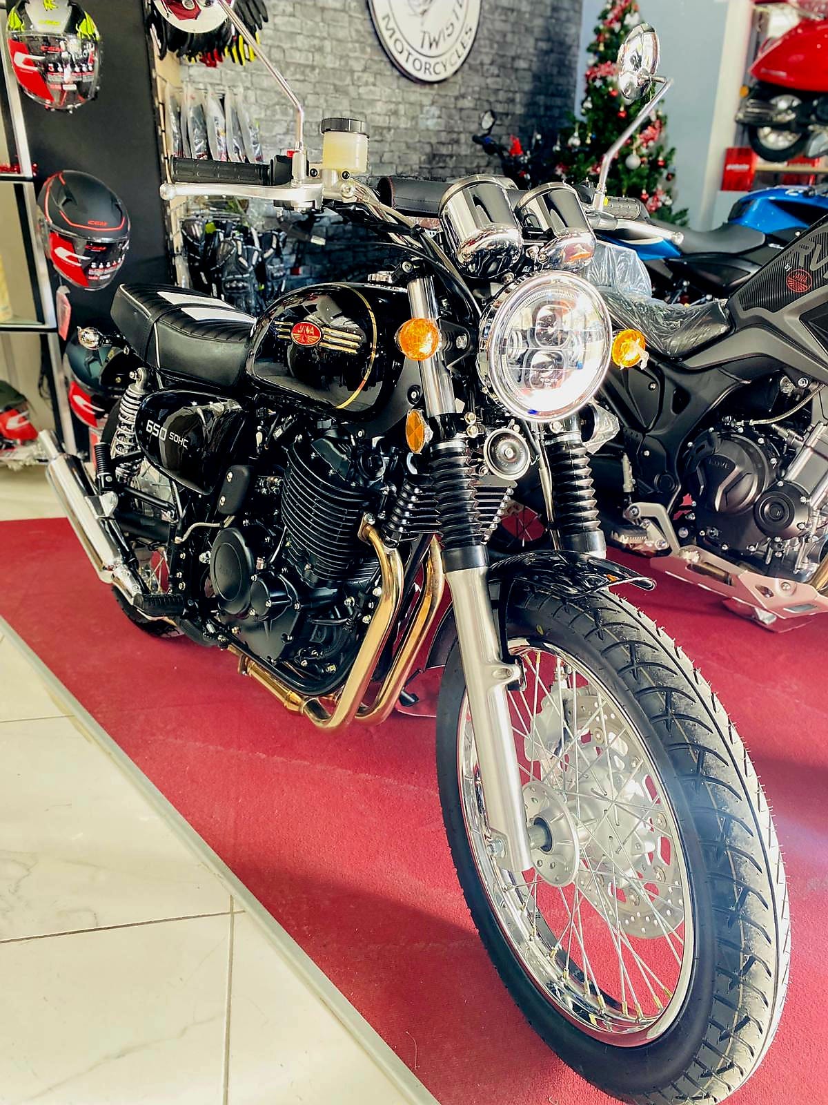 Malta showroom 1